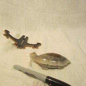 VTG STONE TURTLE, HAND CARVED, MIXED COLORS